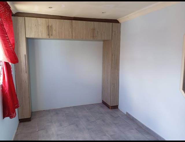 3 BEDROOM HOUSE FOR SALE IN MONTFORD